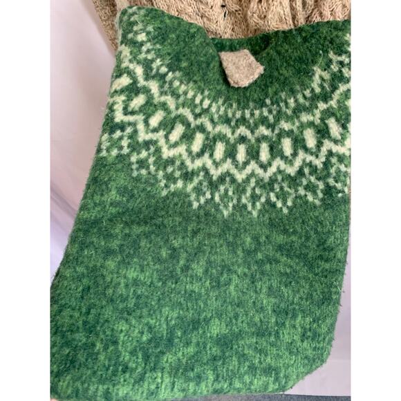 Solid Wool Green Hand Crafted Hobo Pouch Snap Closure - Picture 2 of 7